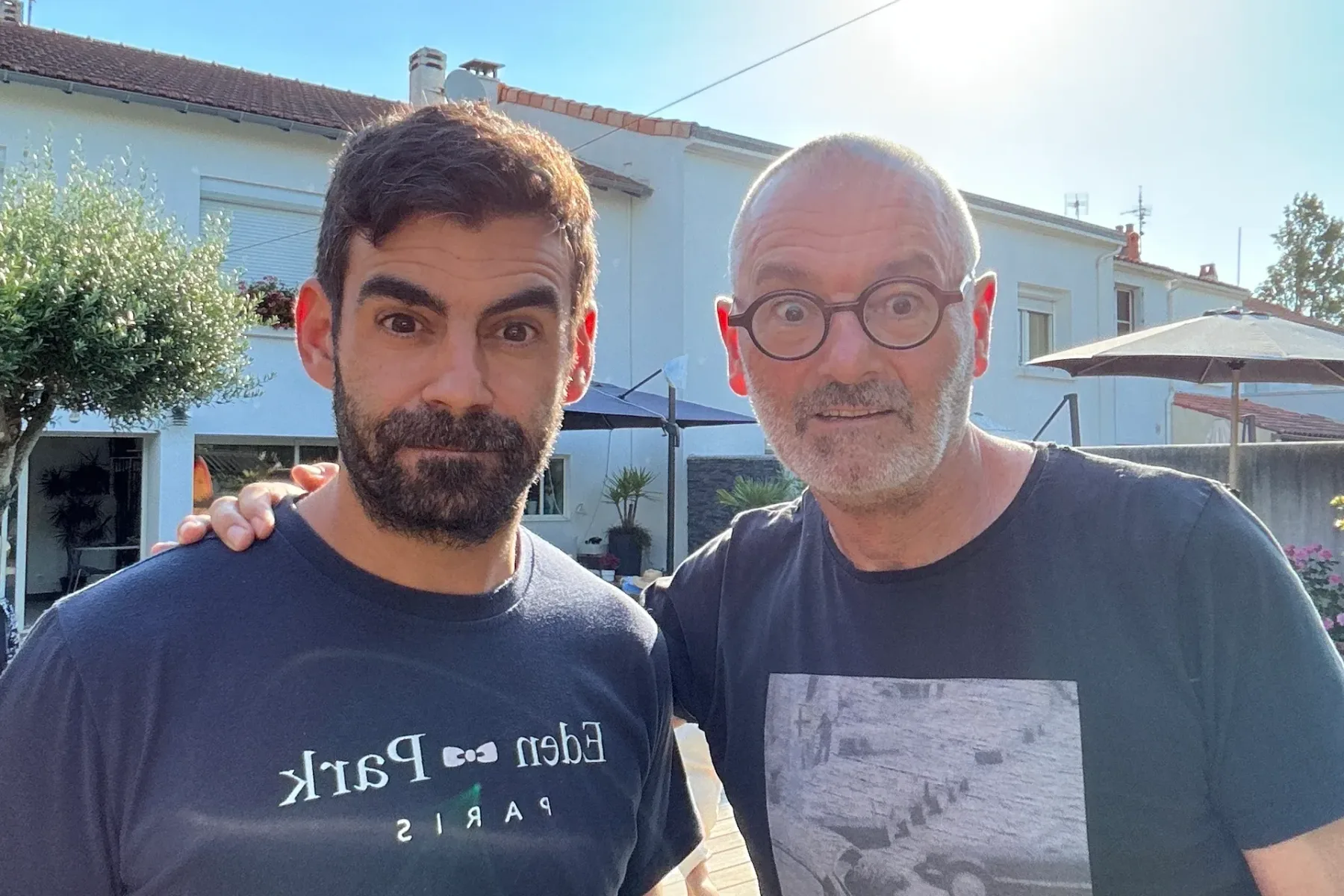 Photo originale — t-shirts décontractés